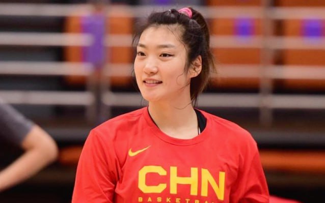 米博体育 - WCBA季后赛开赛,12进8,半决赛在呼和浩特举行